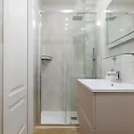 Apartman Azzo Gardino N9 Interno 4-2 *