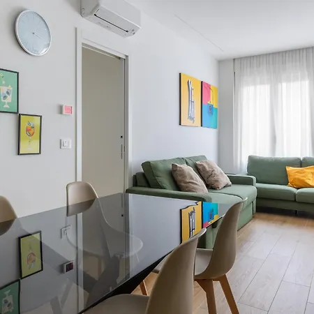 Azzo Gardino N9 Interno 4-2 博洛尼亚