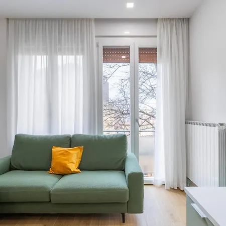 Apartament Azzo Gardino N9 Interno 4-2