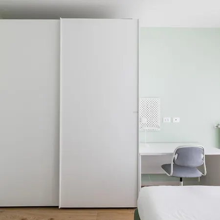 Azzo Gardino N9 Interno 4-2 公寓 *