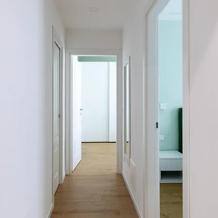 Azzo Gardino N9 Interno 4-2 Bolonia