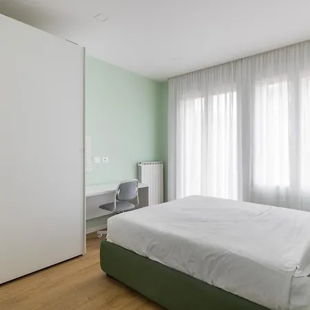 公寓 Azzo Gardino N9 Interno 4-2