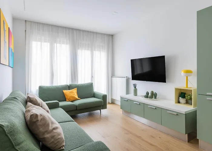 Azzo Gardino N9 Interno 4-2 *