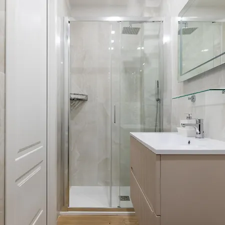 Apartmán Azzo Gardino N9 Interno 4-2 *