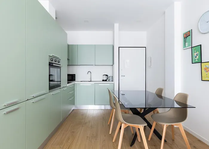 Azzo Gardino N9 Interno 4-2 公寓 *