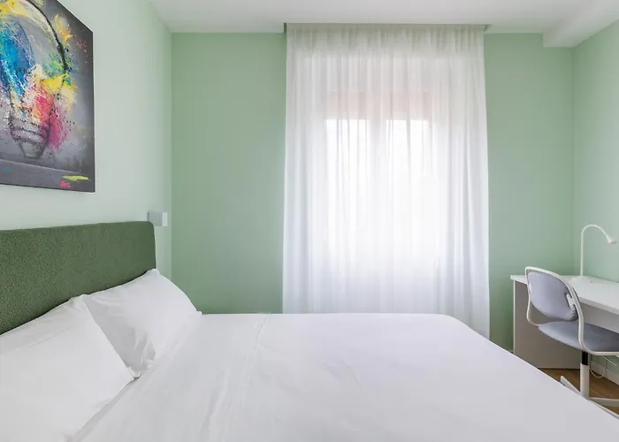 Azzo Gardino N9 Interno 4-2 * בולוניה