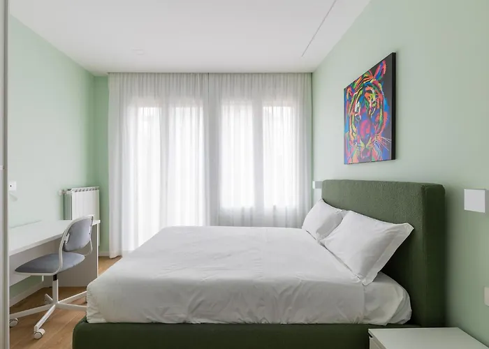 Azzo Gardino N9 Interno 4-2 博洛尼亚